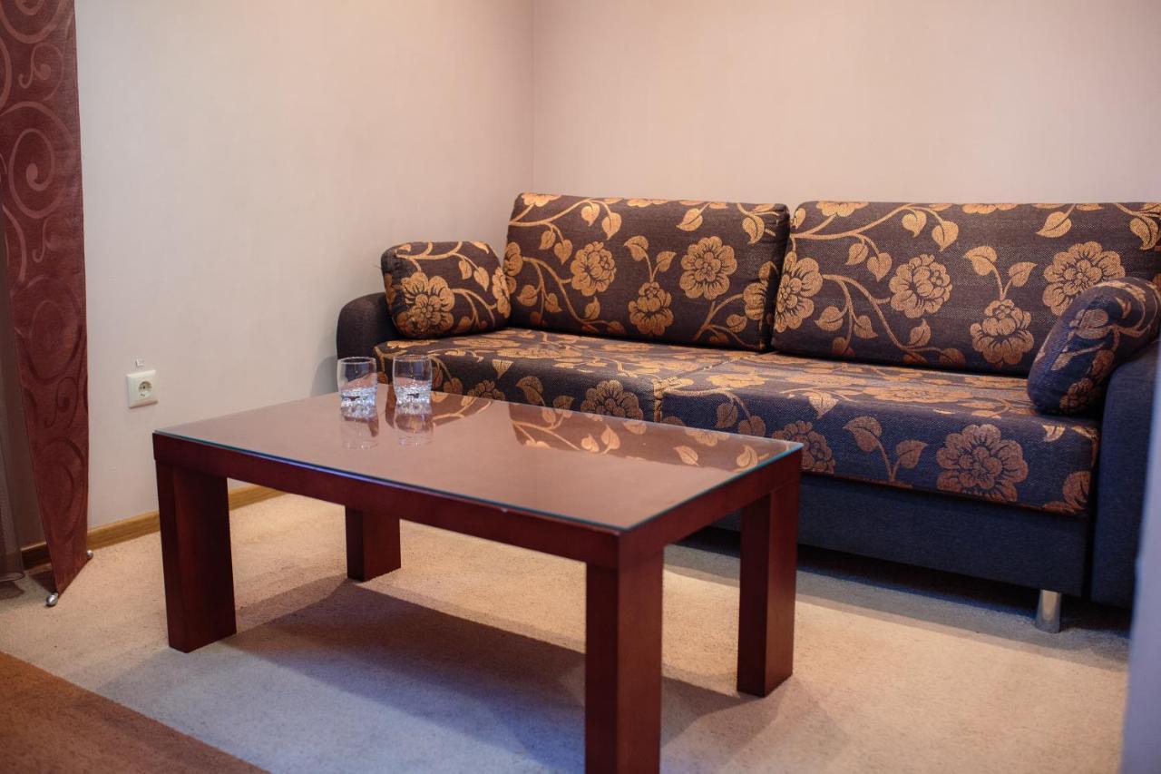 Motel Euro Lyuboml Zewnętrze zdjęcie