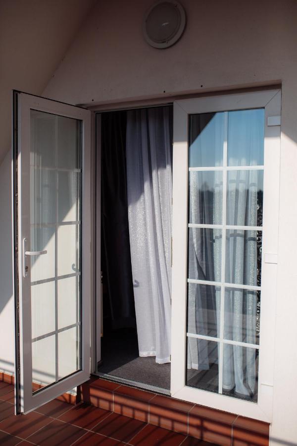 Motel Euro Lyuboml Zewnętrze zdjęcie